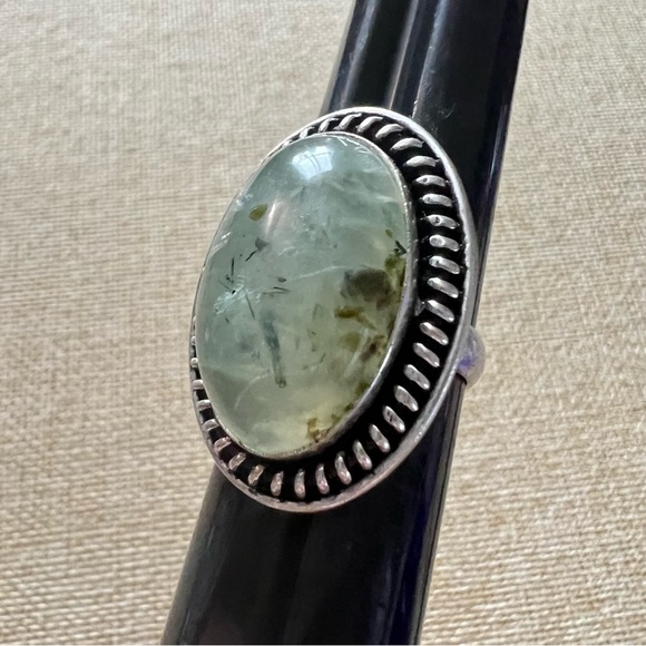 New Green Moss Prehnite Stone Crystal Silver Overlay Ring Size 8 - Picture 3 of 5